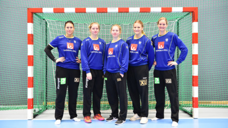 Målvaktstalangerna på träning med A-landslaget