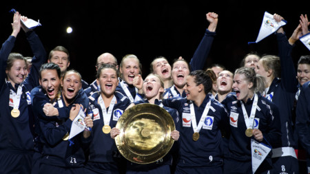 Flera länder gör upp om kommande EM