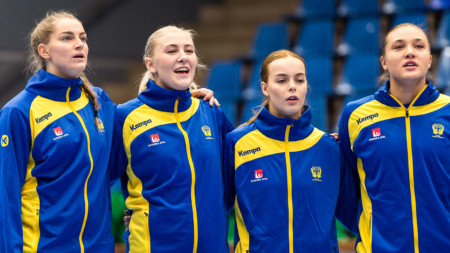 U20-damerna VM-laddar med SOC