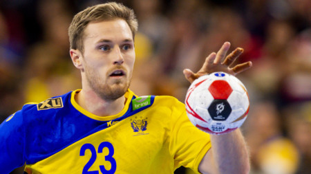 Sverige tar emot Island i Kristianstad och Karlskrona