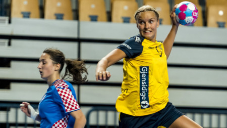 U17-damerna obesegrade i gruppspelet