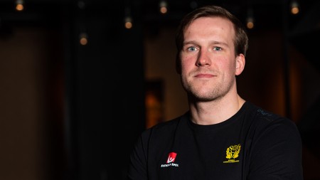 PLAY: Försvarsgeneralen inför EM