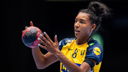 Så följer du svenskarna i helgen