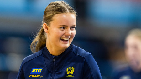 Så följer du svenskarna i helgen