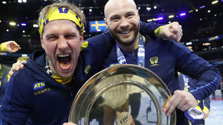 6 000 sålda biljetter till mästarmötet