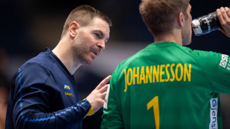 Palicka ut – Johannesson in