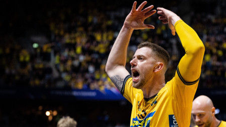 Sverige vidare till semifinal